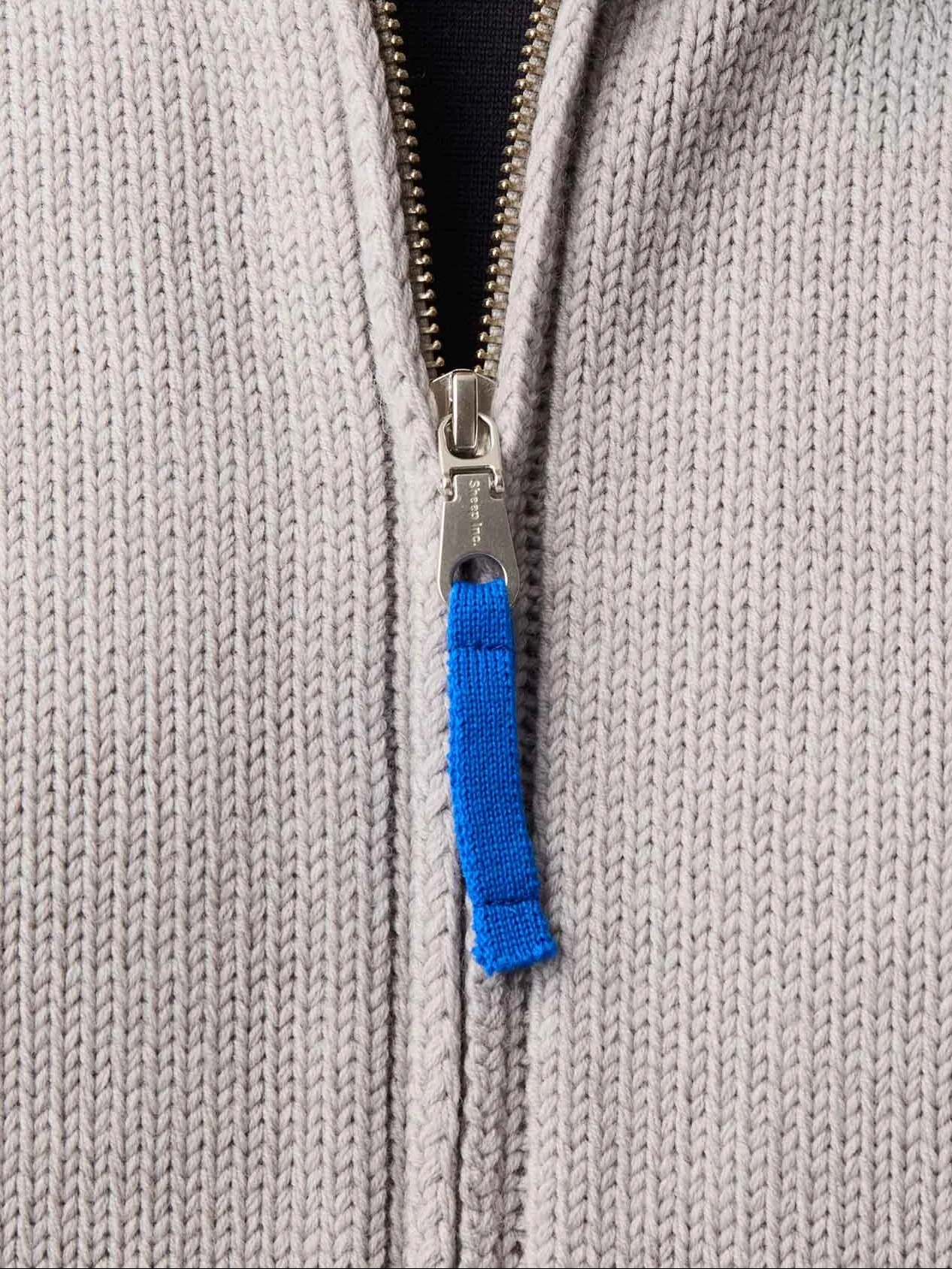 The Chunky Knit Zip Hoodie - Moon Grey - Image 9