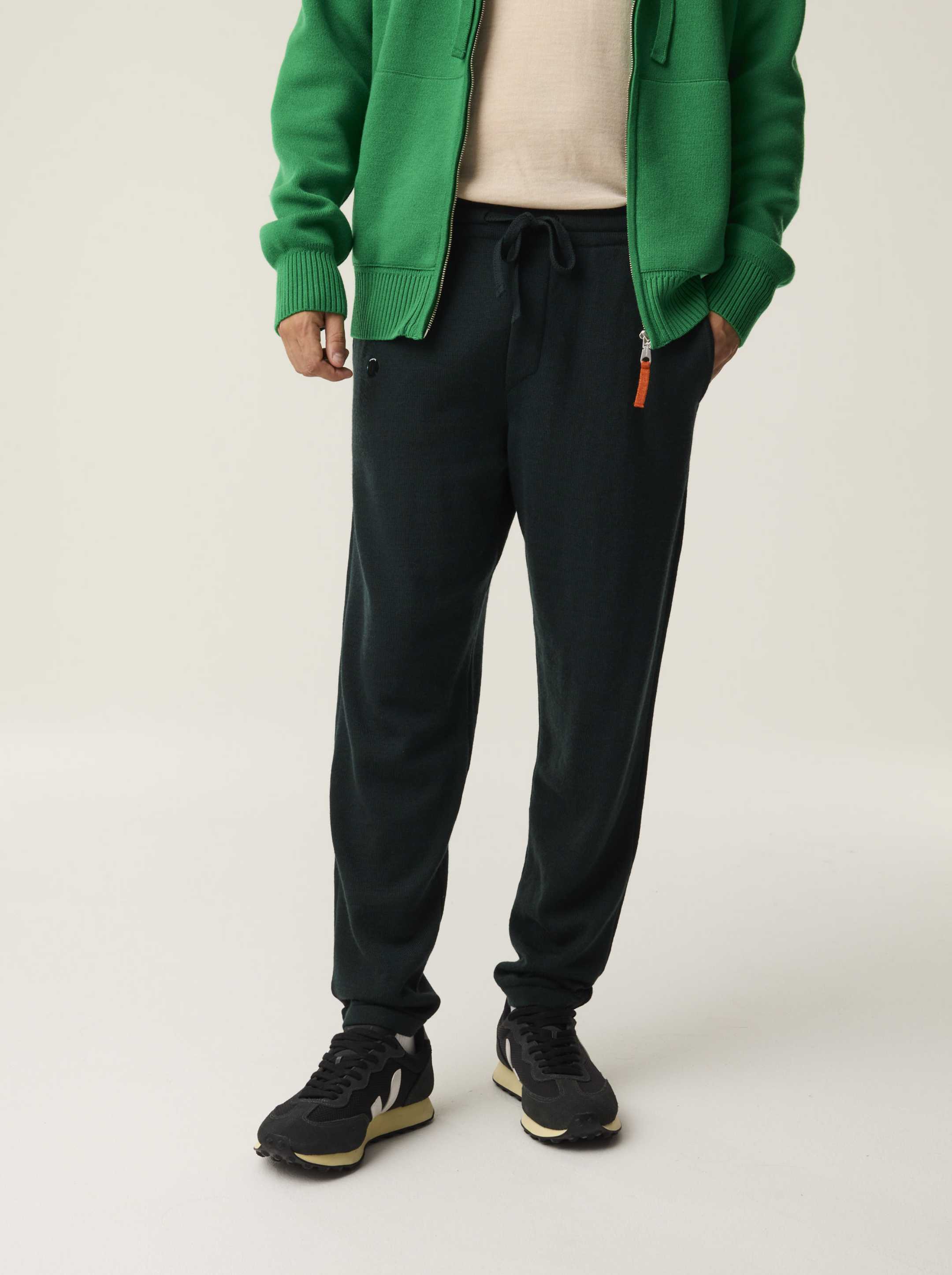 The Flow Jogger - Forest Green - Image 3