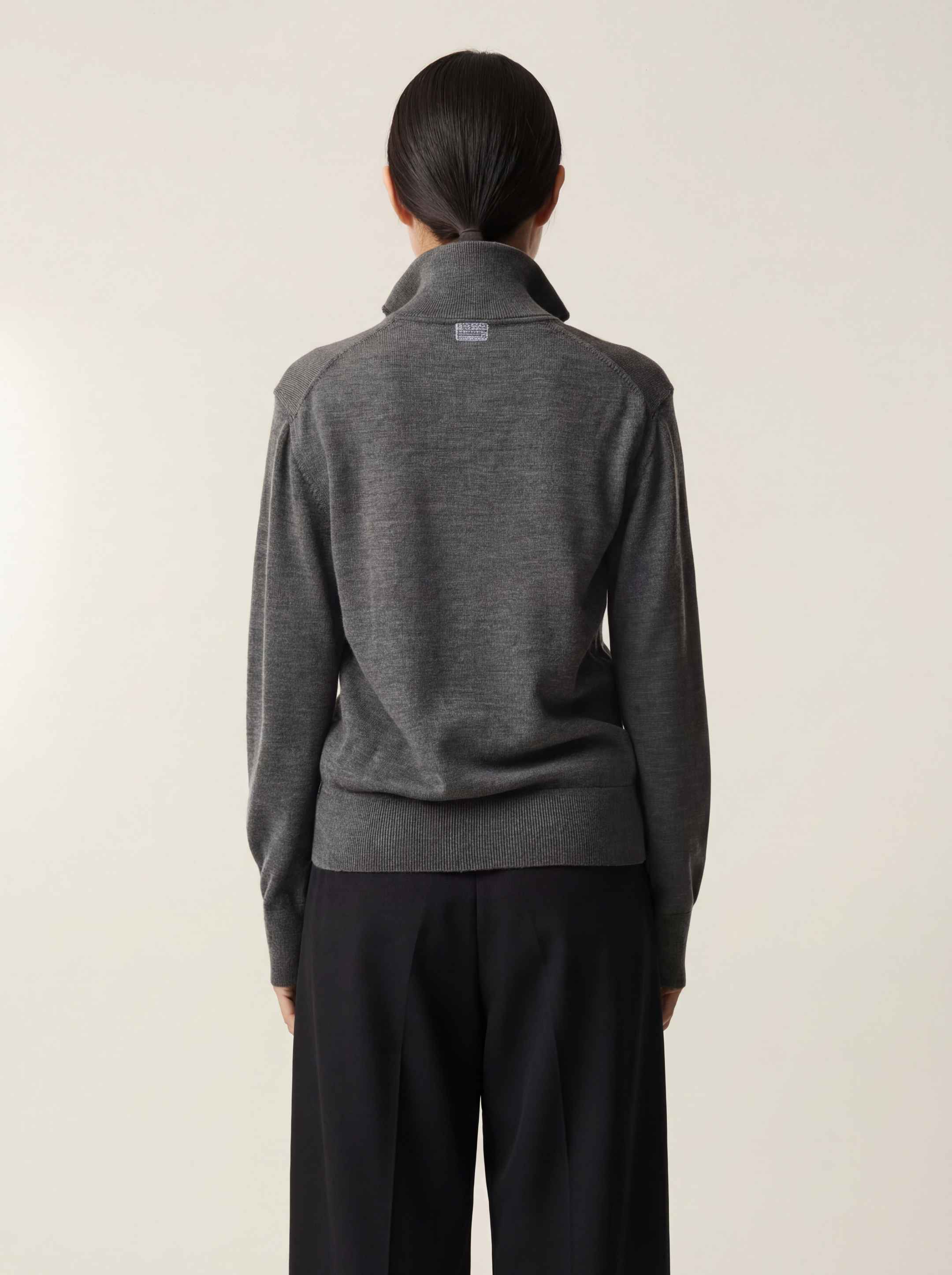 The Knitted Quarter Zip - Slate Grey - Image 4